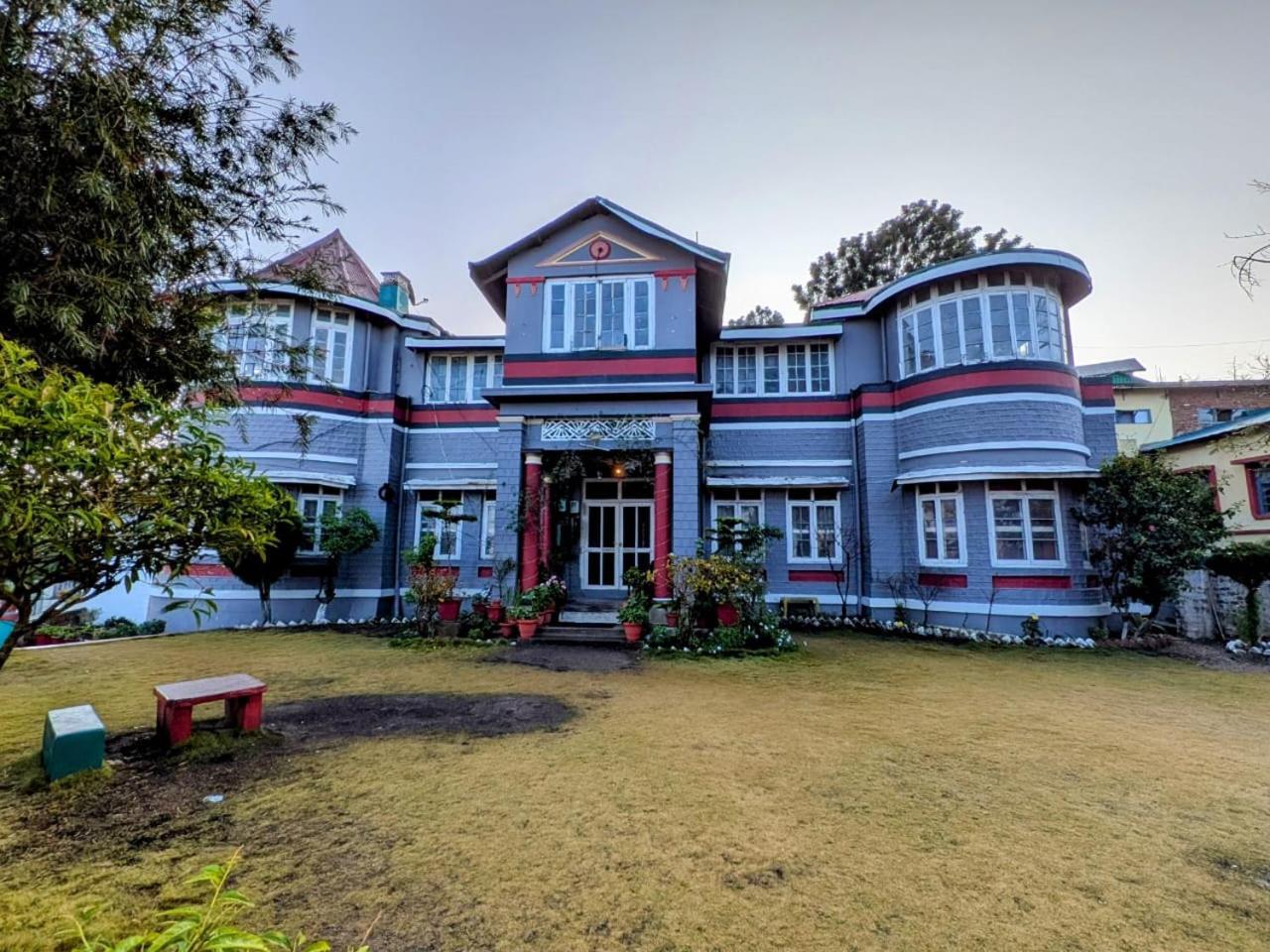Bed and Breakfast Solan Retreat Екстер'єр фото